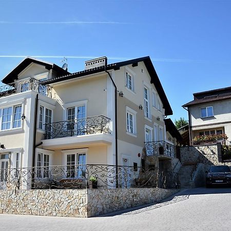 Willa Rozana - Apartamenty I Pokoje Goscinne Sandomierz Exterior photo